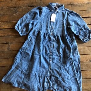 NWTThe modi button up midi length denim dress